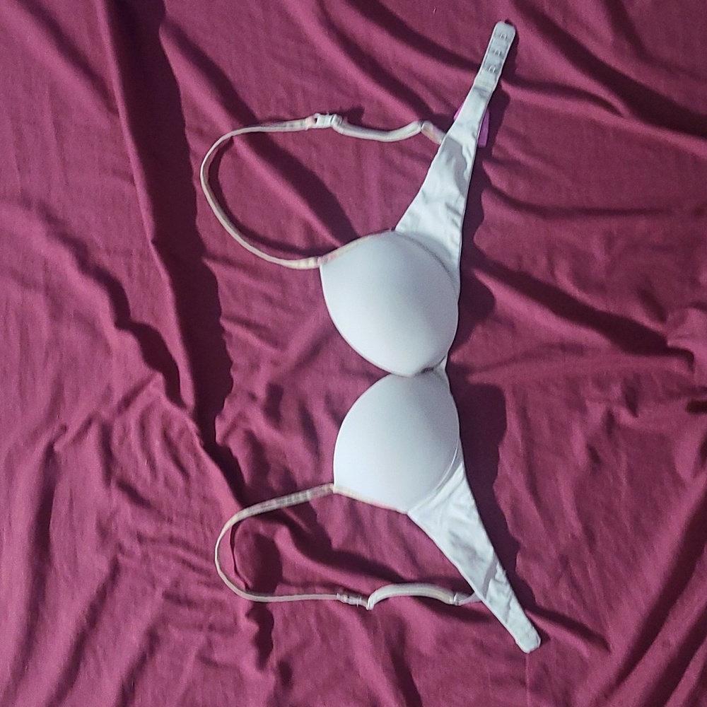 Victoria Secret PINK push up bra 🤎